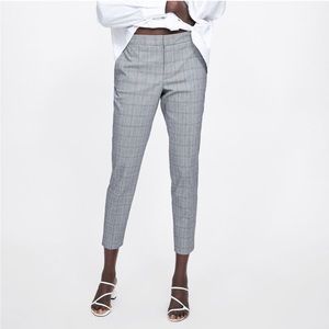 🆕NWT {Zara} Checkered Cigarette Pants. Size 2.